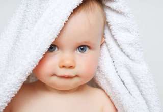 El baño del bebé: ¿es mejor por la mañana o en la noche?