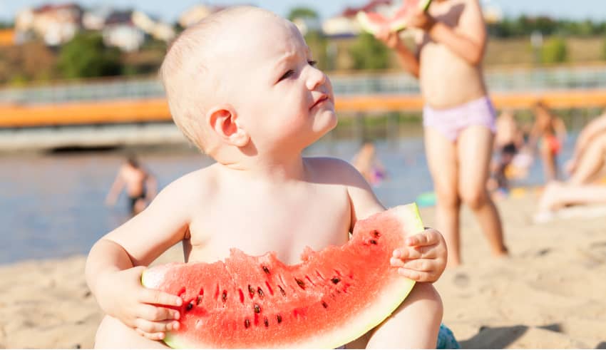 Alimentación para combatir el calor en bebés menores de 2 años